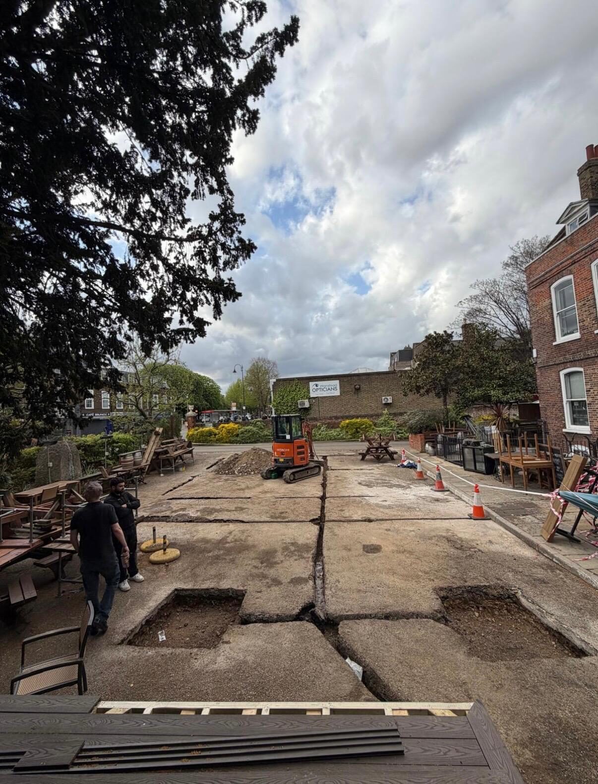 Groundworks and excavation, London & Essex